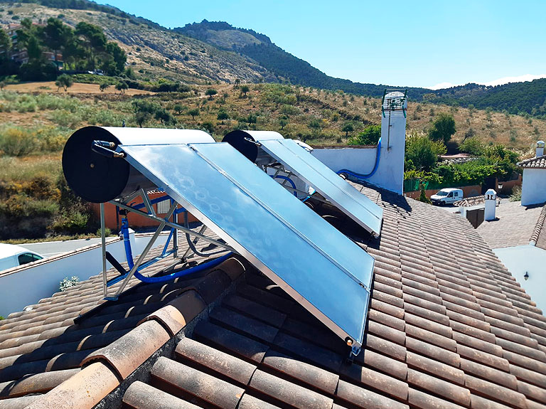 placas solares agua granada