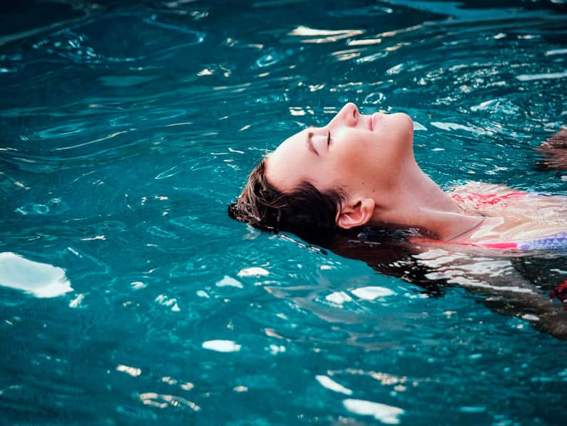 Aprovecha los mejores sistemas de depuración para piscinas y mantén el agua limpia, brillante e higiénica el mayor tiempo posible